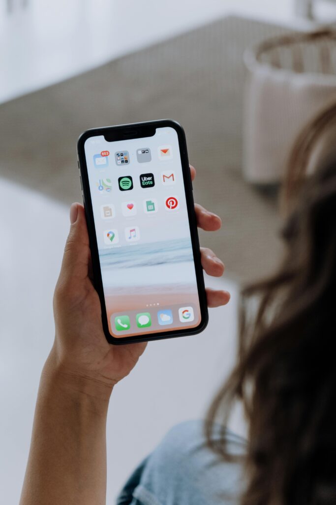 Meilleure application pour réduire la consommation de batterie (2025) pexels cottonbro 5077063