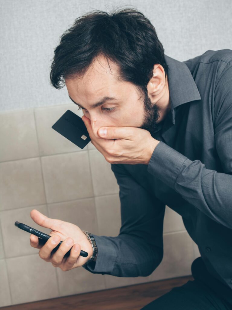 Mon téléphone bug : que faire ? 10 solutions rapides et efficaces pexels mikhail nilov 7534378