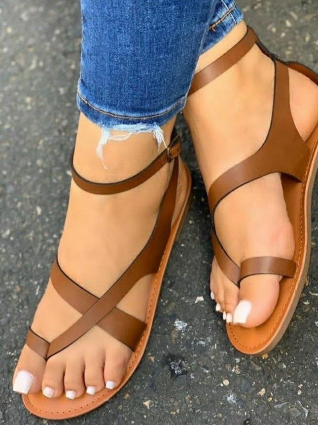 Sandales Femme Luxe : Idées Chic pour l’Été image
